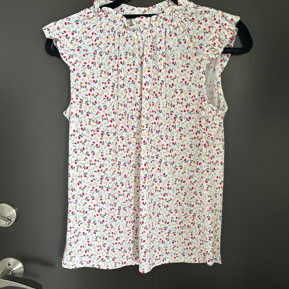 Pretty Summer Top